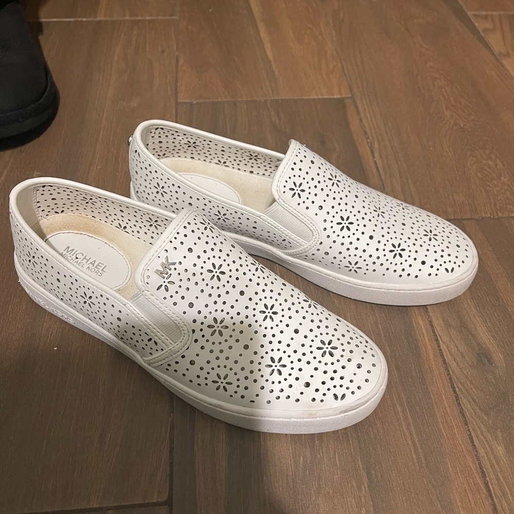 Michael Kors size 8